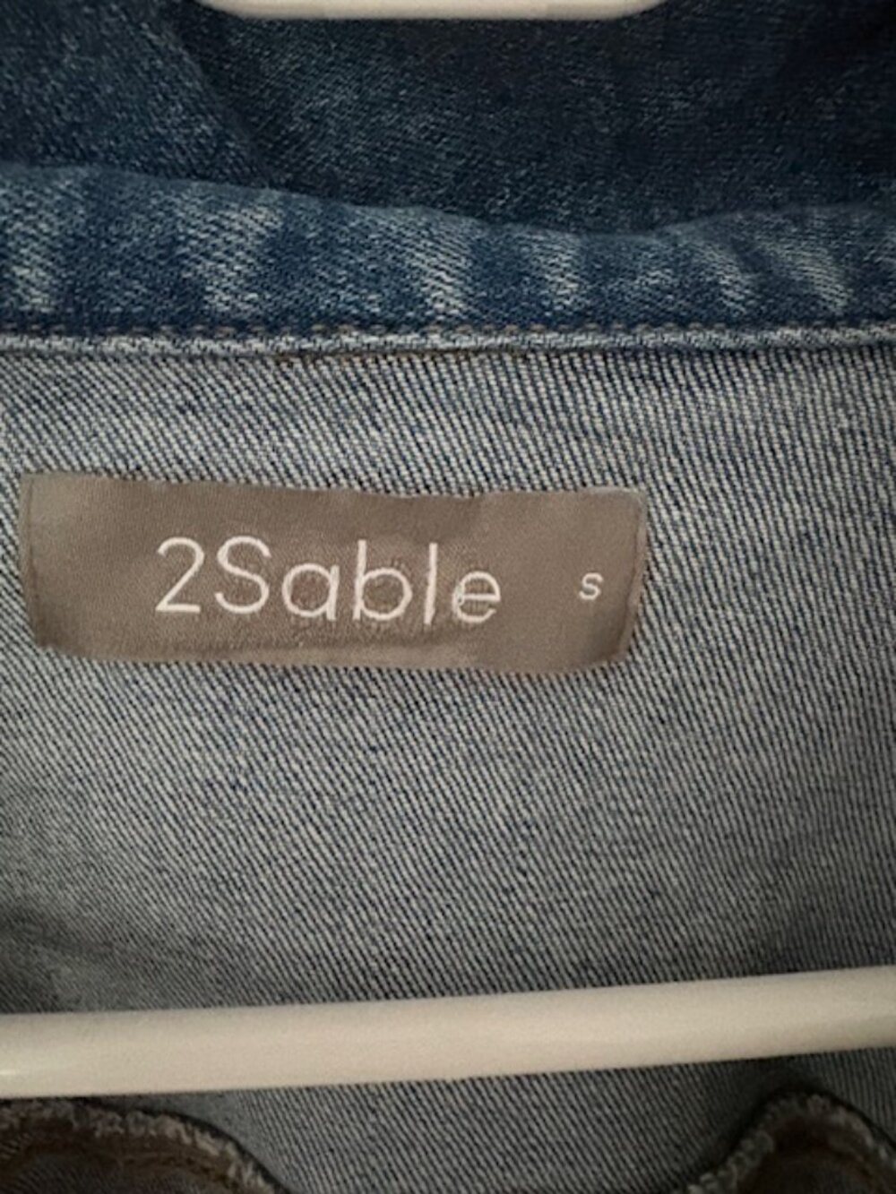 Fun denim jacket - Picture 3 of 3